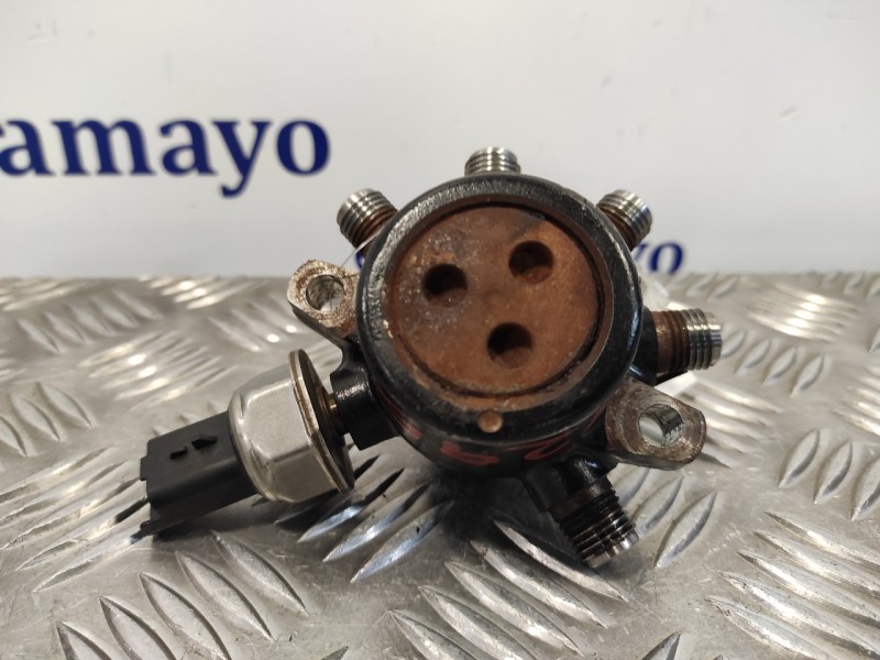 Recambio de rampa inyectora para renault clio iii referencia OEM IAM R9144Z070A 8200379933TG 8200379933