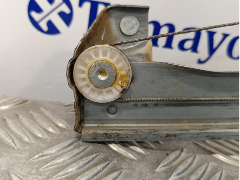 Recambio de elevalunas trasero izquierdo para dacia lodgy 1.2 16v tce cat referencia OEM IAM 128001472B 9030318C 9030318C