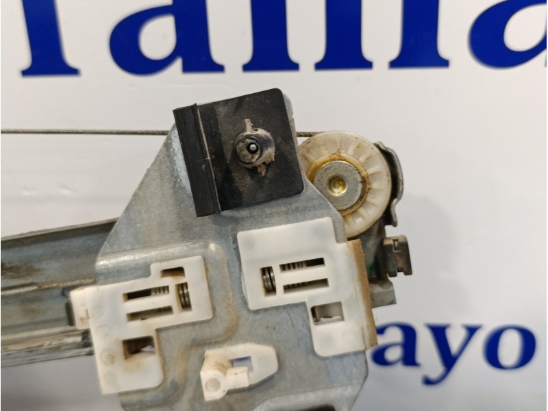 Recambio de elevalunas trasero izquierdo para dacia lodgy 1.2 16v tce cat referencia OEM IAM 128001472B 9030318C 9030318C