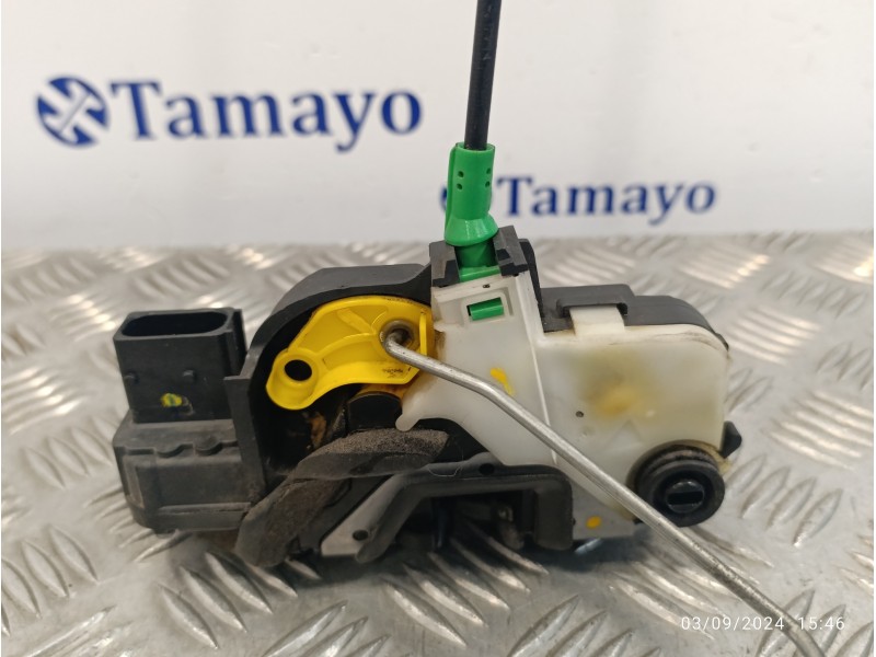 Recambio de cerradura puerta trasera izquierda para opel astra j lim. 2.0 16v cdti referencia OEM IAM 3023881LH2  