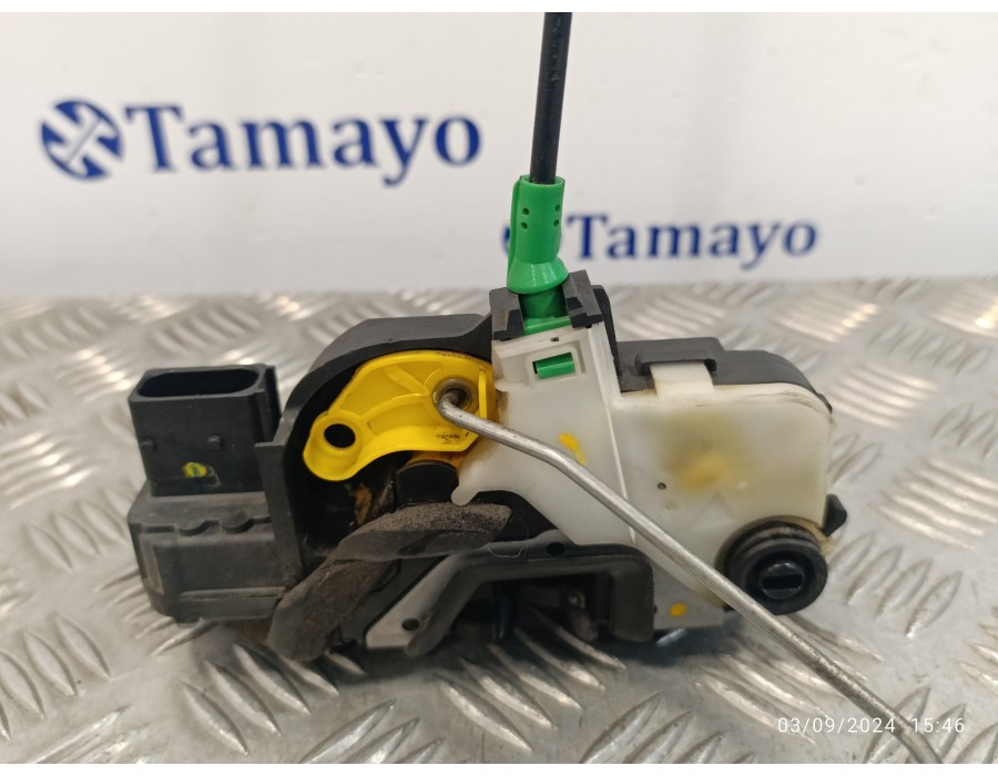 Recambio de cerradura puerta trasera izquierda para opel astra j lim. 2.0 16v cdti referencia OEM IAM 3023881LH2  