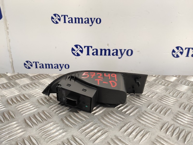 Recambio de mando elevalunas trasero derecho para opel astra j lim. 2.0 16v cdti referencia OEM IAM 13258640  