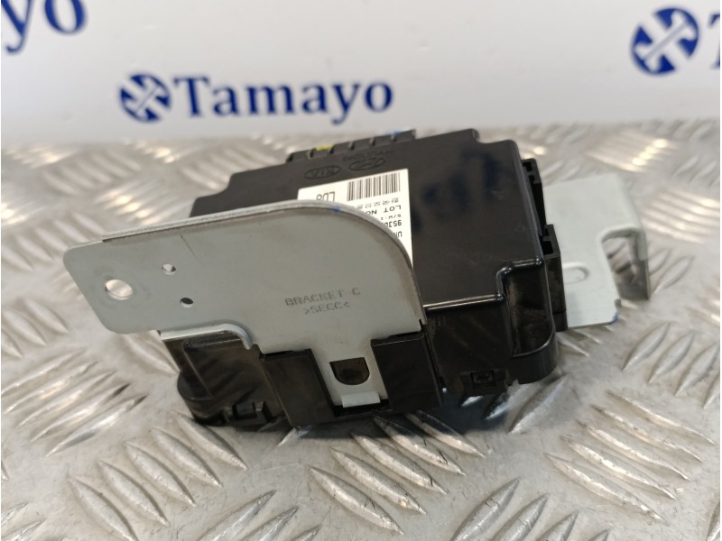Recambio de modulo electronico para hyundai i30 fastback 1.4 tgdi cat referencia OEM IAM 95300G3000  