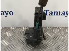 Recambio de cerradura puerta trasera derecha para toyota rav 4 (a3) 2.2 turbodiesel cat referencia OEM IAM    2