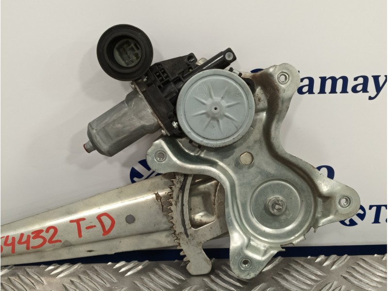 Recambio de elevalunas trasero derecho para toyota rav 4 (a3) 2.2 turbodiesel cat referencia OEM IAM 8572035140  2621002340