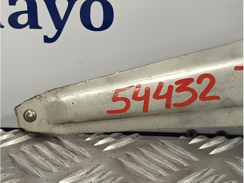 Recambio de elevalunas trasero derecho para toyota rav 4 (a3) 2.2 turbodiesel cat referencia OEM IAM 8572035140  2621002340