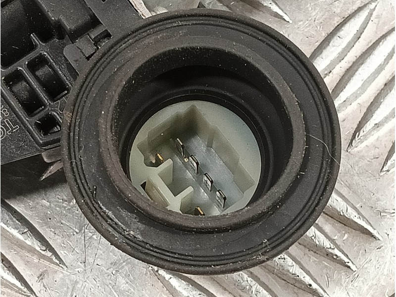 Recambio de elevalunas trasero derecho para toyota rav 4 (a3) 2.2 turbodiesel cat referencia OEM IAM 8572035140  2621002340