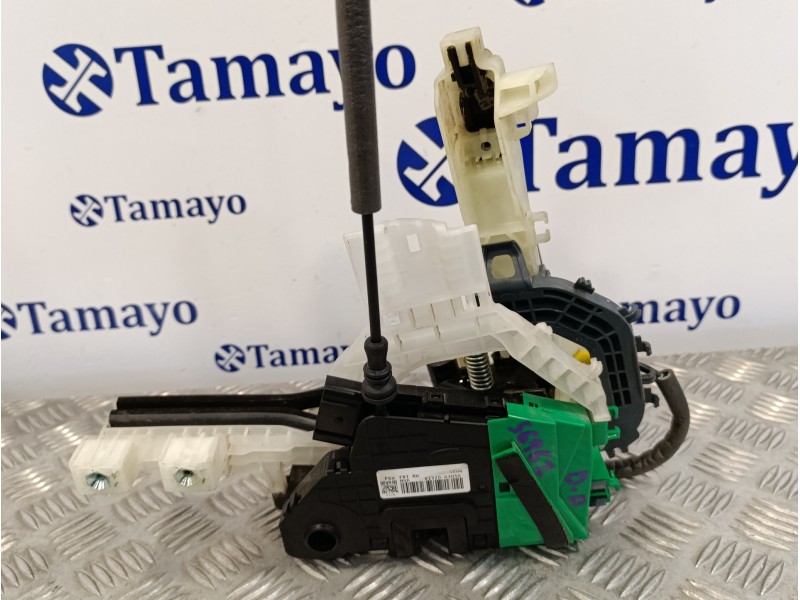 Recambio de cerradura puerta delantera derecha para hyundai i30 fastback 1.4 tgdi cat referencia OEM IAM 81320G3050  