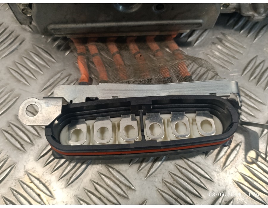 Recambio de inversor / generador hibrido para toyota rav4 referencia OEM IAM G920033140  2321001706