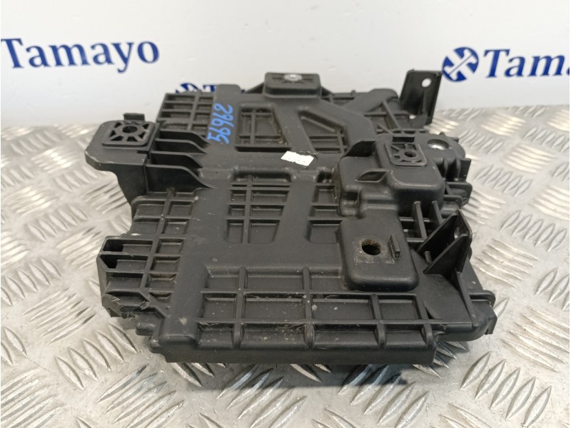 Recambio de soporte bateria para hyundai i30 fastback 1.4 tgdi cat referencia OEM IAM 37150G4000  