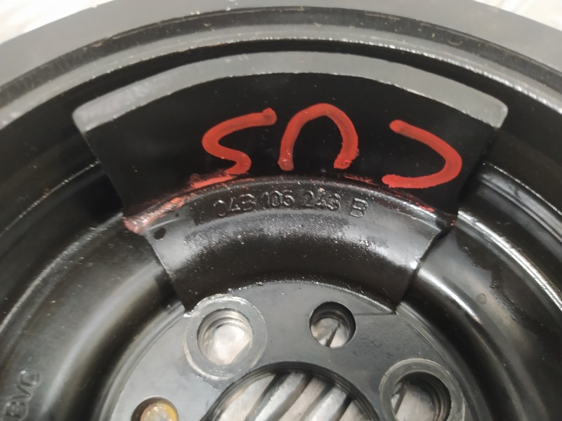 Recambio de polea cigueñal para volkswagen polo (6c1) 1.4 tdi referencia OEM IAM 04B105243B  