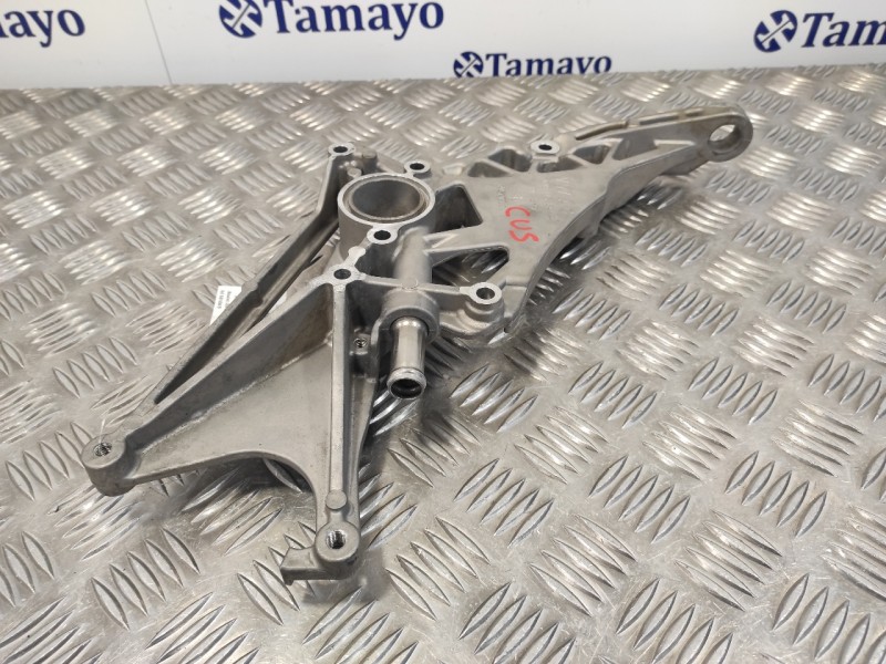 Recambio de soporte motor para volkswagen polo (6c1) 1.4 tdi referencia OEM IAM 04B145841B  