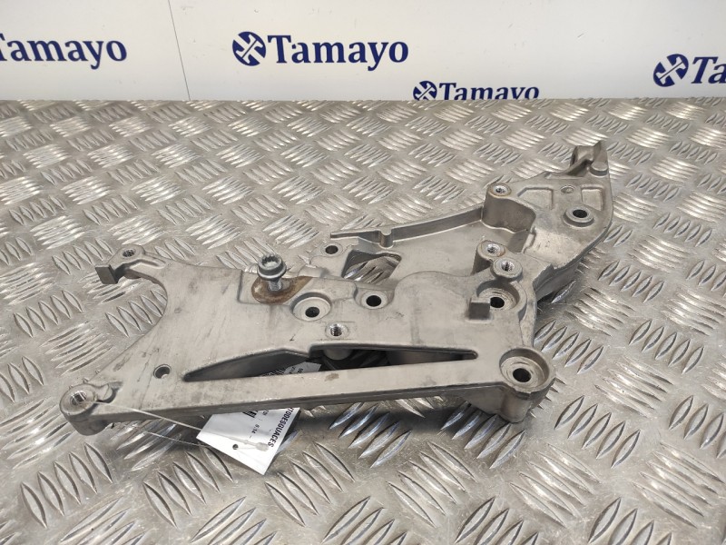 Recambio de soporte motor para volkswagen polo (6c1) 1.4 tdi referencia OEM IAM 04B145841B  