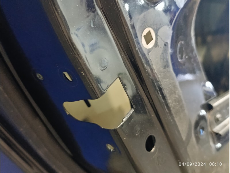 Recambio de puerta trasera izquierda para opel astra j lim. 2.0 16v cdti referencia OEM IAM   