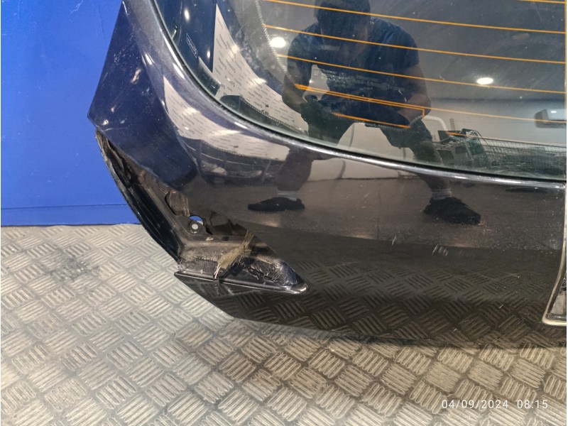 Recambio de porton trasero para opel astra j lim. 2.0 16v cdti referencia OEM IAM   
