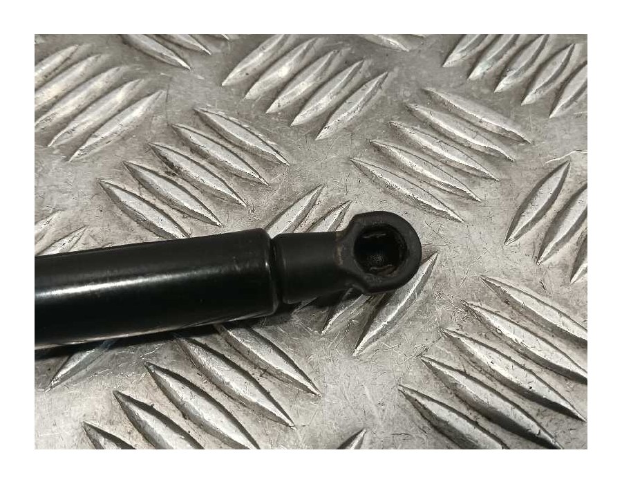 Recambio de amortiguadores maletero / porton para citroën c4 cactus referencia OEM IAM 9813913880 F30390N 266505