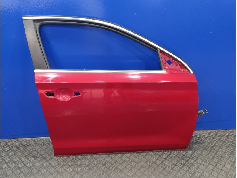 Recambio de puerta delantera derecha para hyundai i30 fastback 1.4 tgdi cat referencia OEM IAM   