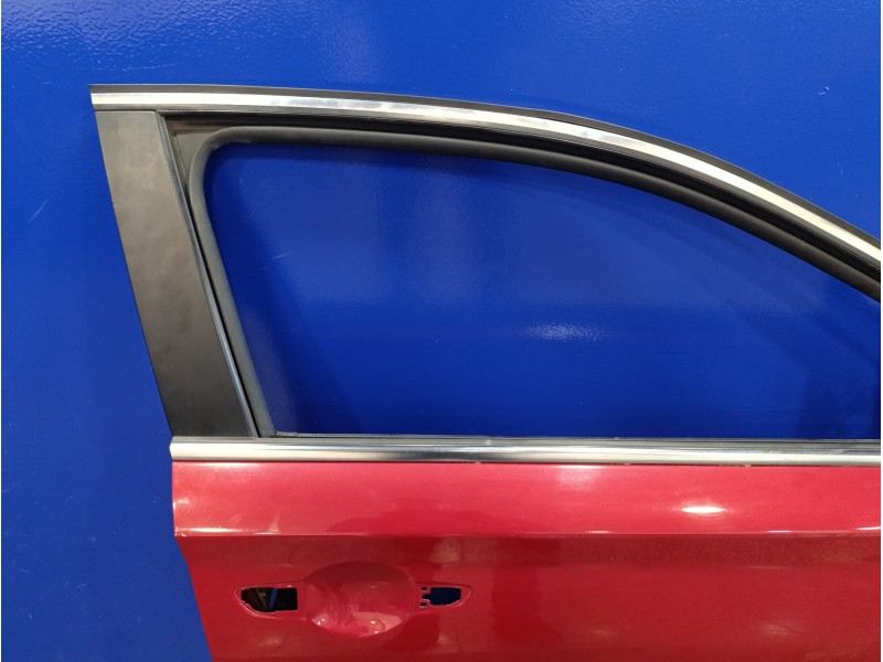 Recambio de puerta delantera derecha para hyundai i30 fastback 1.4 tgdi cat referencia OEM IAM   