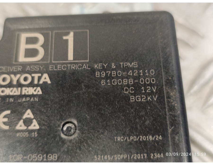 Recambio de modulo electronico para toyota rav4 referencia OEM IAM 897B042110  61G088000