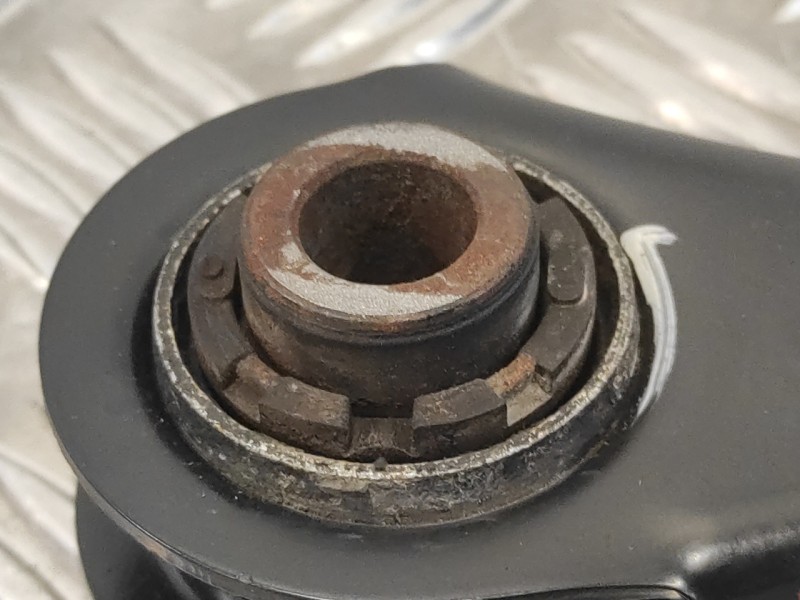 Recambio de tirante trasero derecho para hyundai ioniq referencia OEM IAM 55260G2100  