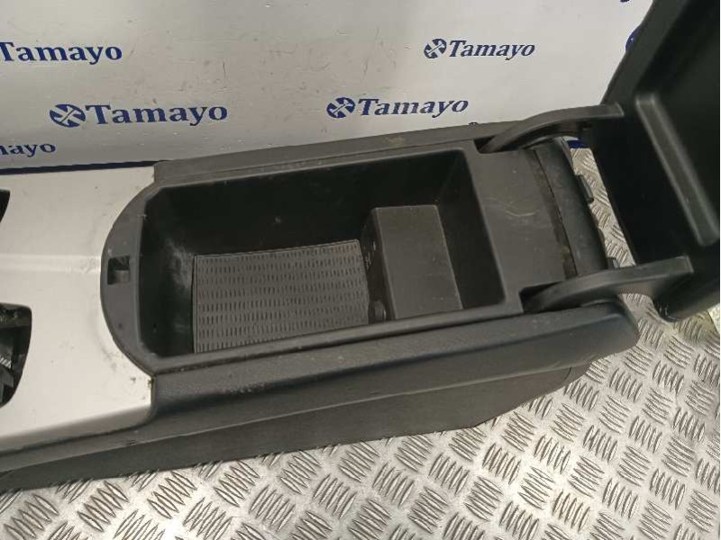 Recambio de apoyabrazos central para bmw x3 (f25) referencia OEM IAM 918448108 105004286 105005322