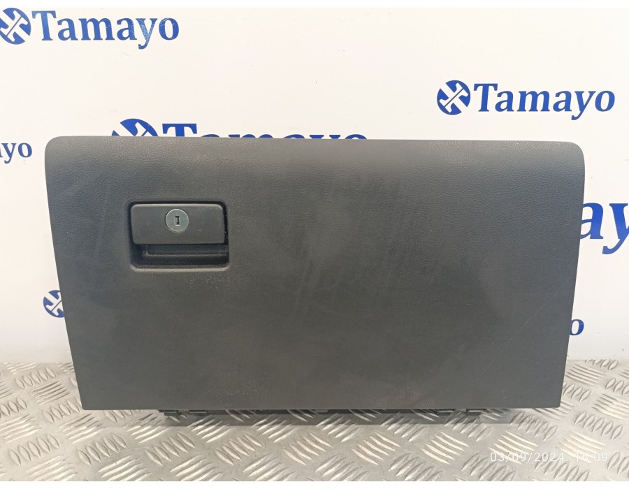 Recambio de guantera para toyota rav4 referencia OEM IAM 5555042130 5555242130 5555042200