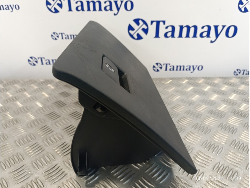 Recambio de guantera para toyota rav4 referencia OEM IAM 5555042130 5555242130 5555042200