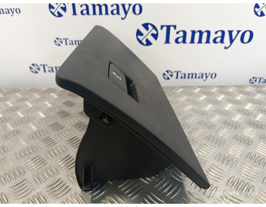 Recambio de guantera para toyota rav4 referencia OEM IAM 5555042130 5555242130 5555042200