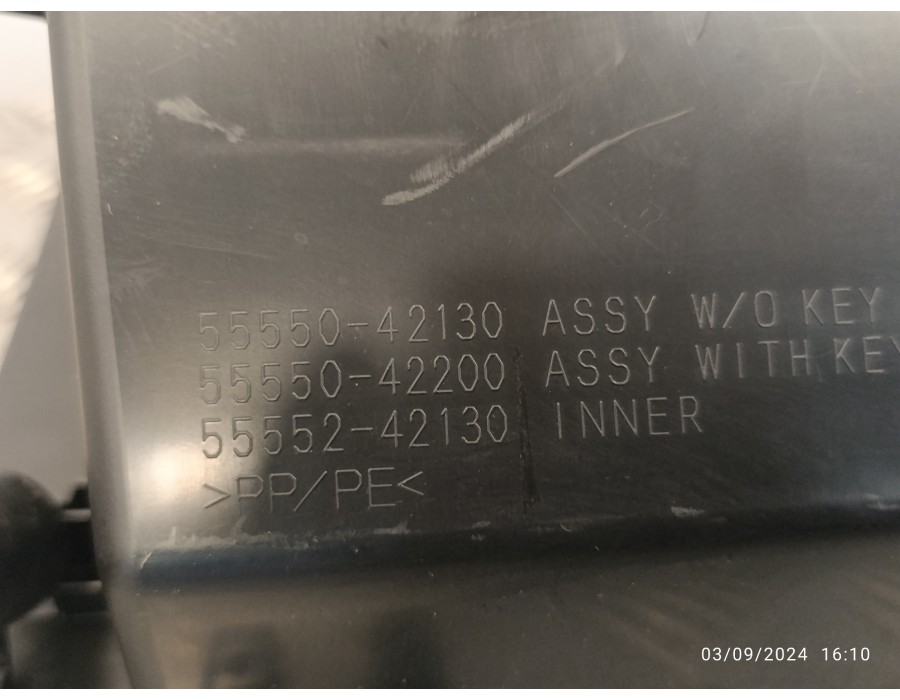 Recambio de guantera para toyota rav4 referencia OEM IAM 5555042130 5555242130 5555042200