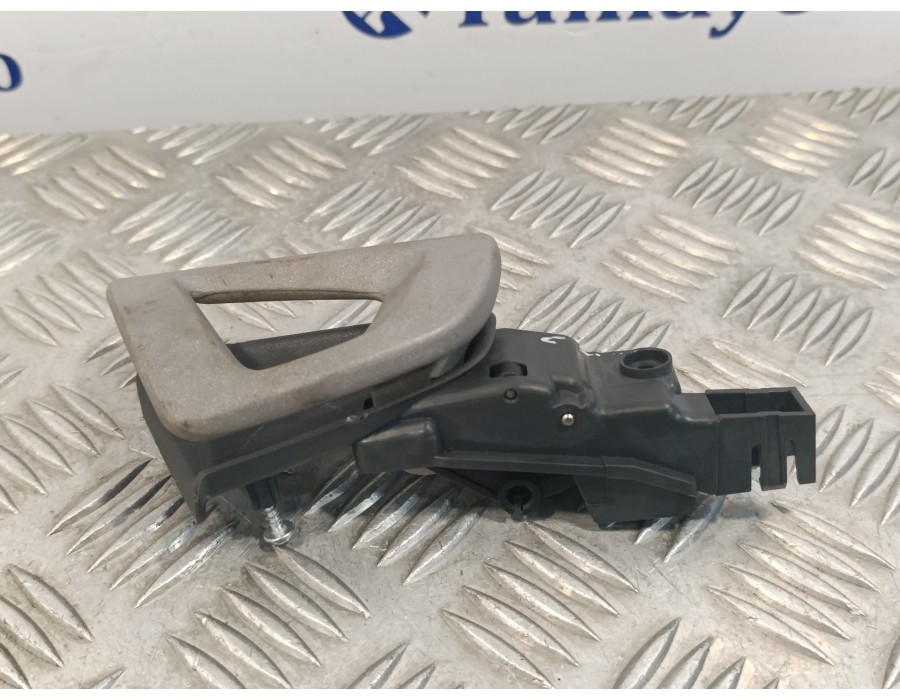 Recambio de maneta interior trasera derecha para smart forfour 1.3 cat referencia OEM IAM A4547600261  15633001
