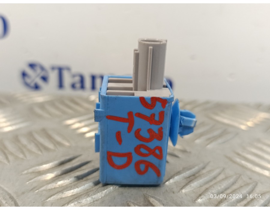 Recambio de rele para toyota rav4 referencia OEM IAM 8974730040  0689004580