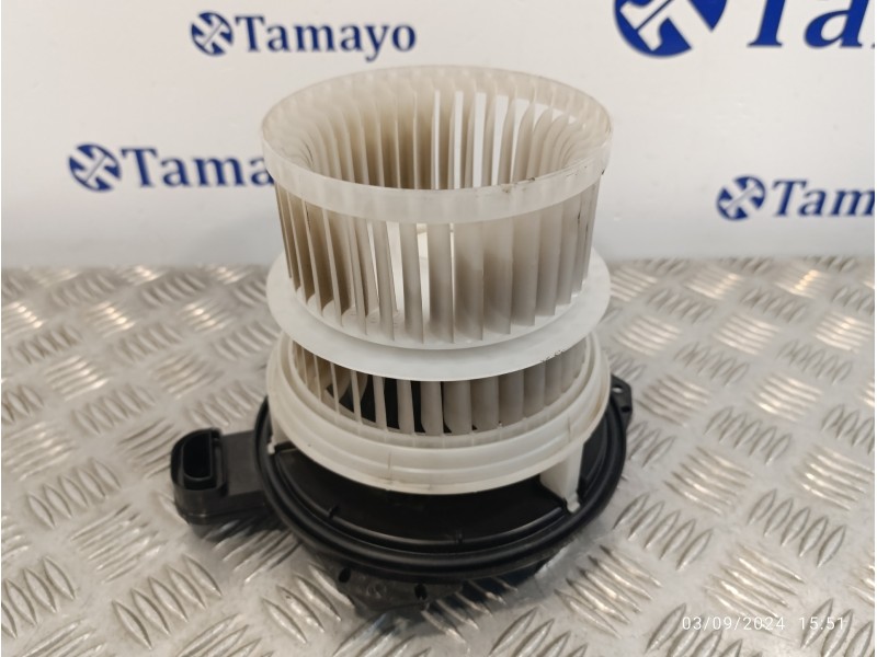 Recambio de motor calefaccion para toyota rav4 referencia OEM IAM 5610T2  