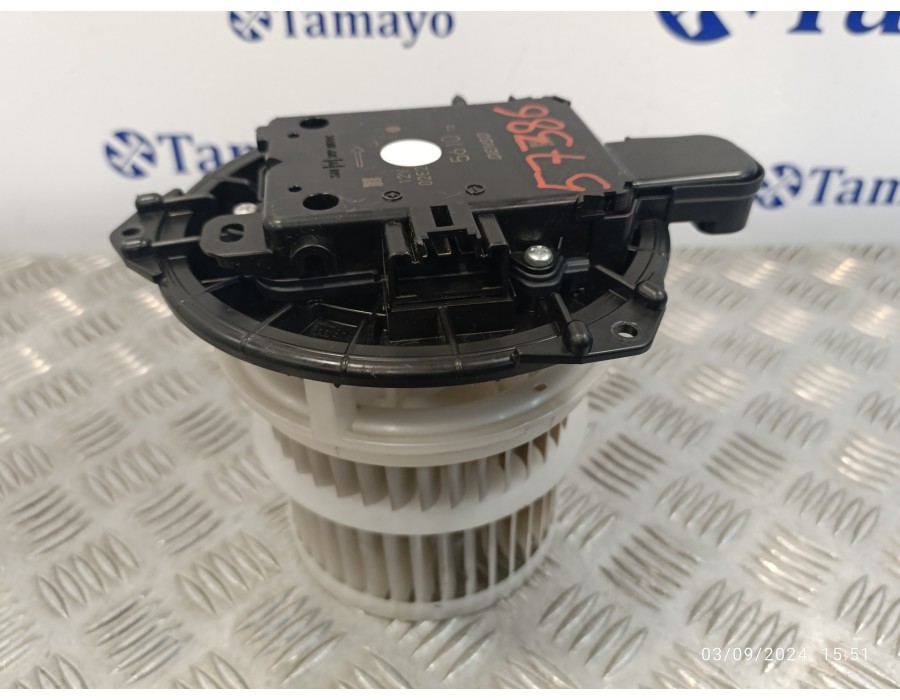 Recambio de motor calefaccion para toyota rav4 referencia OEM IAM 5610T2  
