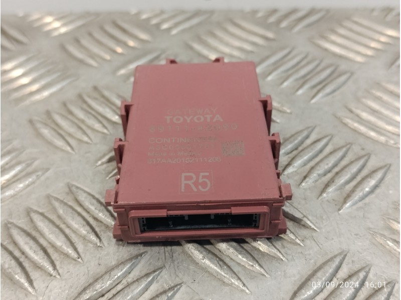 Recambio de modulo electronico para toyota rav4 referencia OEM IAM 8911142090  A3C05381701