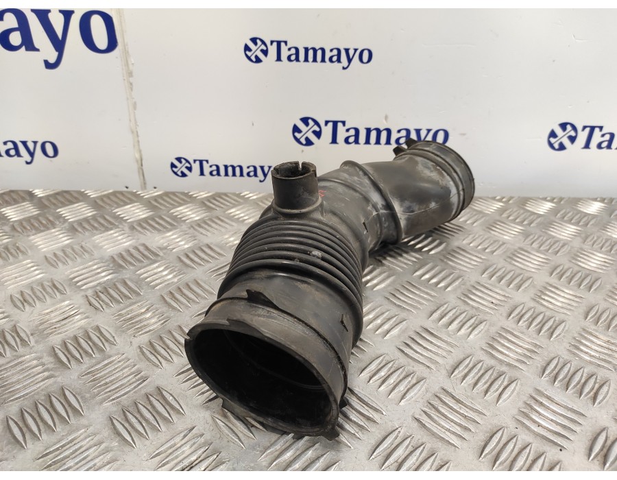 Recambio de tubo para toyota rav4 referencia OEM IAM 1788125050  1788125040