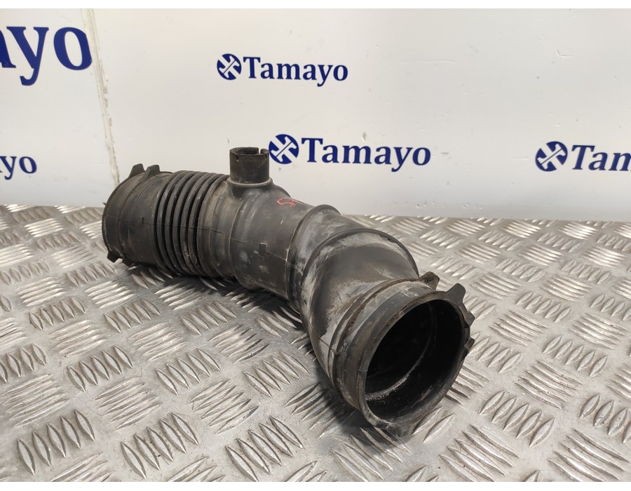 Recambio de tubo para toyota rav4 referencia OEM IAM 1788125050  1788125040