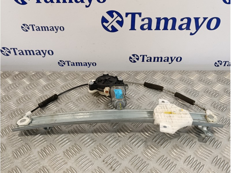 Recambio de elevalunas delantero derecho para hyundai i20 1.2 16v cat referencia OEM IAM 82402C7010  82460C7000