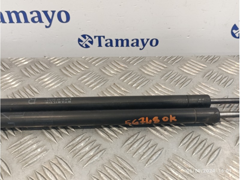Recambio de amortiguadores maletero / porton para toyota corolla verso (r1) 2.0 turbodiesel cat referencia OEM IAM 689600F010  