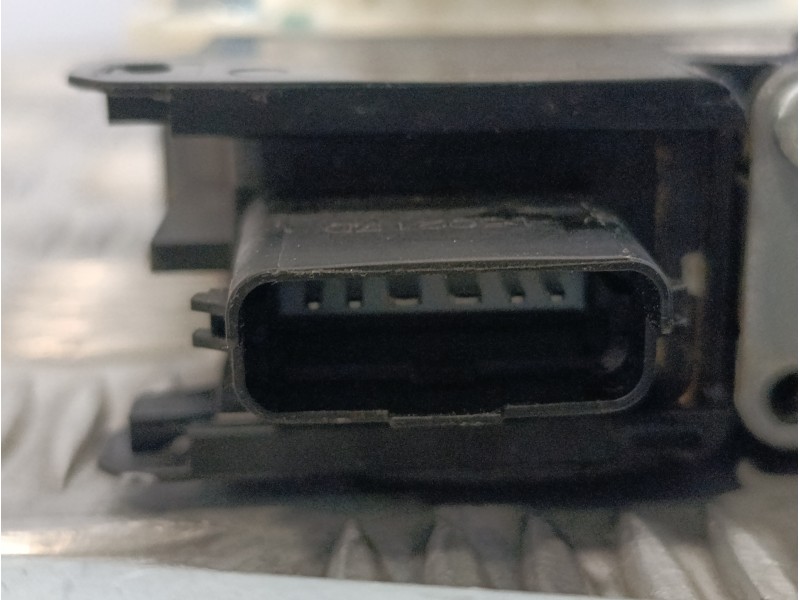 Recambio de elevalunas delantero izquierdo para hyundai i20 1.2 16v cat referencia OEM IAM 82401C8020  