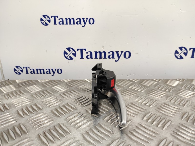 Recambio de maneta interior trasera derecha para toyota rav4 referencia OEM IAM 6927333060  