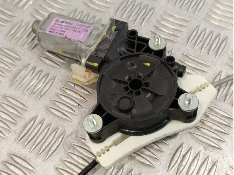 Recambio de elevalunas trasero izquierdo para hyundai i20 1.2 16v cat referencia OEM IAM 83401C7010  82450C7000