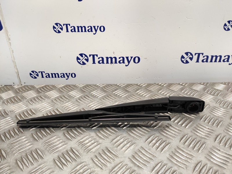 Recambio de brazo limpia trasero para toyota rav4 referencia OEM IAM   