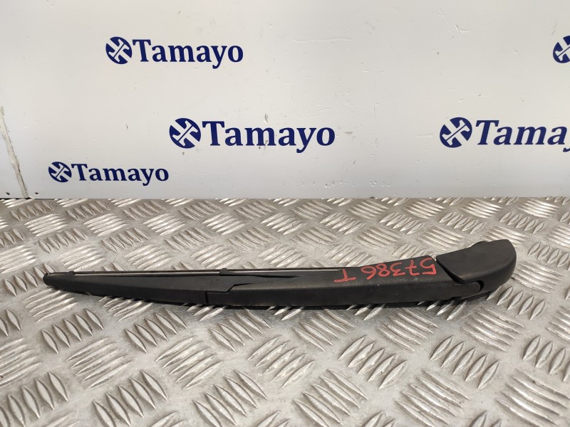 Recambio de brazo limpia trasero para toyota rav4 referencia OEM IAM   