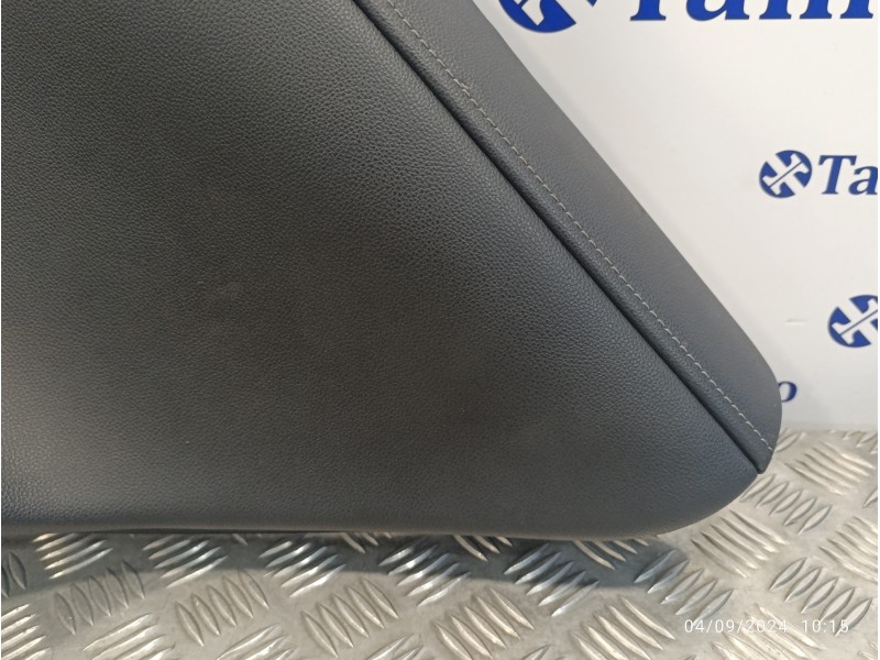 Recambio de guarnecido puerta trasera derecha para toyota rav4 referencia OEM IAM 67613X1B18  67787X1B14