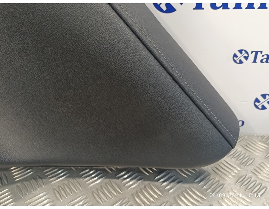 Recambio de guarnecido puerta trasera derecha para toyota rav4 referencia OEM IAM 67613X1B18  67787X1B14