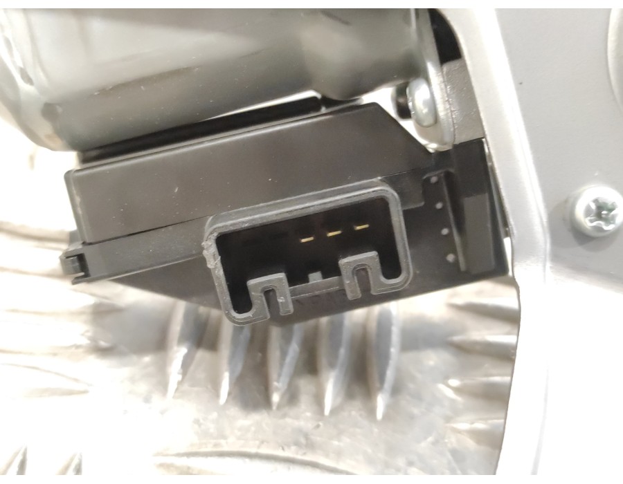 Recambio de motor limpia trasero para toyota rav4 referencia OEM IAM 8513042101  2596003850