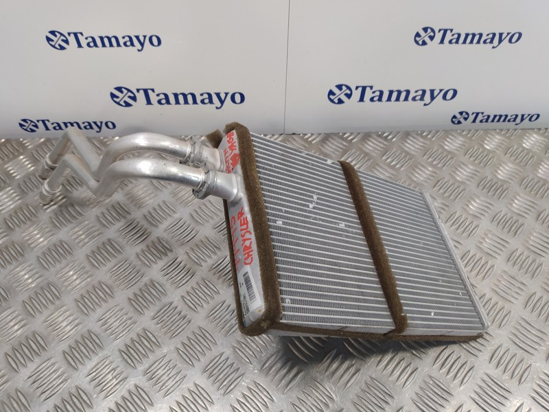 Recambio de radiador calefaccion / aire acondicionado para chrysler grand voyager lx referencia OEM IAM S8041001  