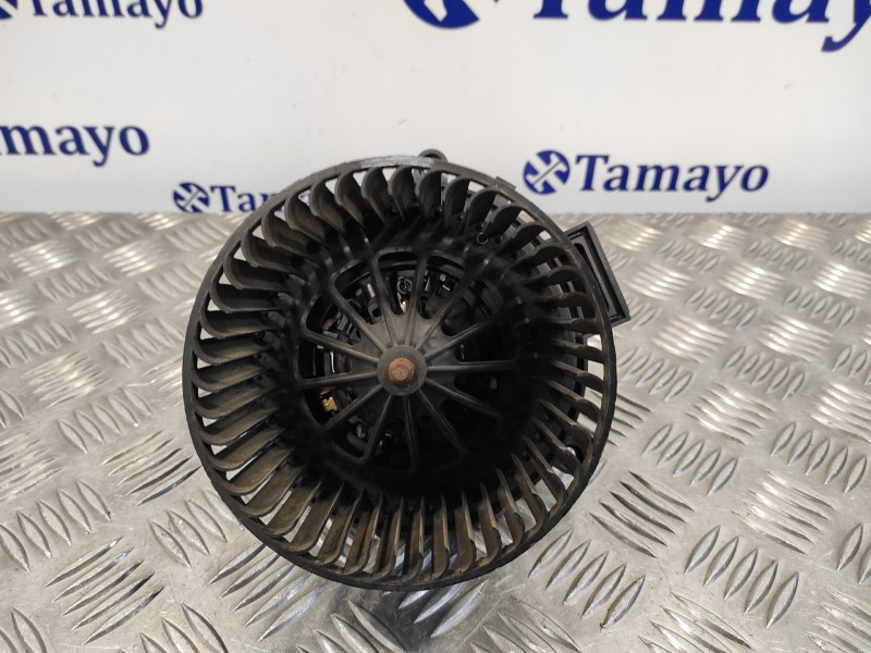 Recambio de motor calefaccion para chrysler grand voyager lx referencia OEM IAM AY2727000282  0701132570