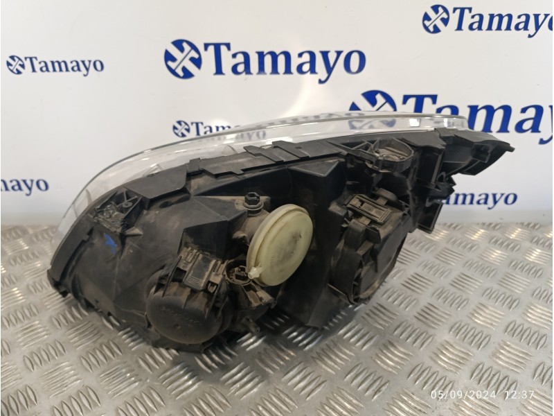 Recambio de faro derecho para mercedes-benz clase b (w245) 2.0 cdi cat referencia OEM IAM A1698207861  0301247202