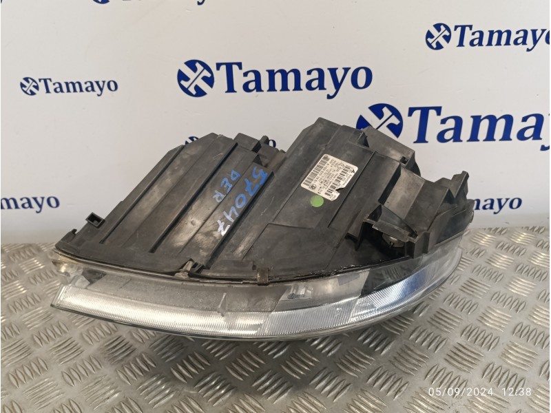 Recambio de faro derecho para mercedes-benz clase b (w245) 2.0 cdi cat referencia OEM IAM A1698207861  0301247202